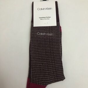 Calvin Klein Men’s Socks One Size Red/Cream Color